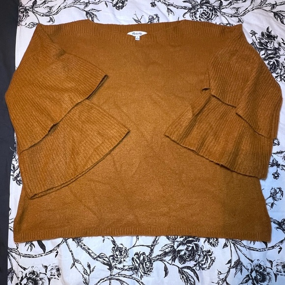 Madewell women’s sweater
Size small - Picture 2 of 4